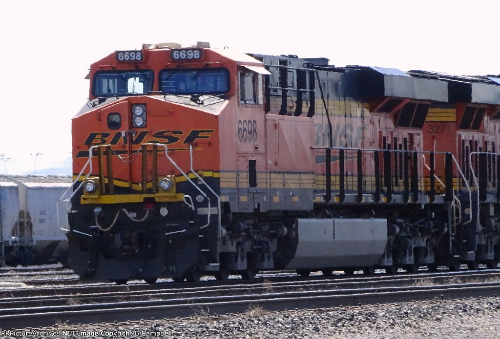 BNSF 6698